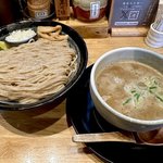 【京都ランチ】四条烏丸「麺匠 たか松」のつけ麺はとにかく絶品！女性にも人気の有名店。