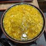 【JR京都駅構内】地下改札を出てすぐ！いりこダシと真打生めんを味わえる「つくもうどん」