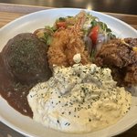 【京都洋食】隠れ家店で欲張り洋食ランチ！四条大宮の住宅街に佇む「kitchen 320」