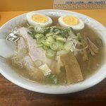 【京都ラーメン】伏見の老舗豚骨醤油ラーメン店！いぶし銀の美味しさ「中華そば 一番星」