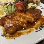 【京都洋食ランチ】名物の肉厚ポークチャップ定食！北大路駅前の老舗洋食店「ゲンペ」