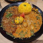 京都 新京極の人気スパイスカレー店が移転リニューアル「カオス スパイスダイナー」