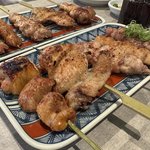 【京都駅居酒屋】焼鳥、餃子、麻婆豆腐、麺どれも本格派の昭和酒場がオープン「つじや」
