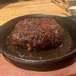 京都の絶品深夜めし！和牛ハンバーグやカレーは背徳的な美味しさ「深夜ステーキ食堂 さく」