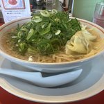 【京都ラーメン】ニュータイプの背脂醤油ラーメン！人気店の姉妹店は西京区に「スタメン」