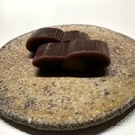 【京都和菓子】手土産にもおすすめしたい老舗の銘菓"でっち羊羹"「大黒屋鎌餅本舗」