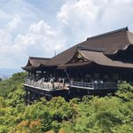 【京都ツウ】清水寺境内で京都初のビール醸造指導をしたドイツ人化学者「ワグネル顕彰碑」