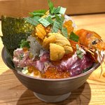 【ランチ】京都１のバズ海鮮丼に新メニュー！圧巻の迫力＆コスパ「Dontsuki」