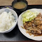 【京都町食堂】舌の肥えた市場関係者も通う穴場店！遅めの朝食にも最適「十文字」