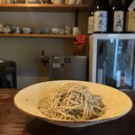 絶品のアテと豊富な日本酒、締めの蕎麦で贅沢オトナ時間『そば酒 まつもと』