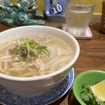京都で本場ベトナム料理をお得に堪能！ランチで味わうエスニックの魅力『コムゴン』