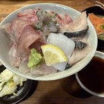 【京都海鮮丼】海の味覚を堪能！水産会社直営、予約必至の人気店「海味鮮やま鮮」