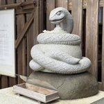 【京都】2025年初詣に！珍しい狛巳が鎮座する「大豊神社（おおとよ）」