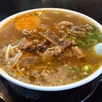 【京都ラーメン】知る人ぞ知る名店！こだわり親父が作るトロトロ牛すじラーメン「大文字」