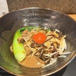 【京都】予約困難店が手掛ける麺料理店！牛タンが絡む旨辛和えそばがクセになる美味しさ