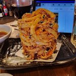 人気立ち飲み店「BOND」は生ビール320円、かき揚げタワーも評判！北野天満宮から徒歩圏内