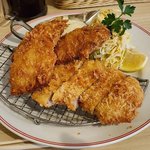 京都伏見の人気洋食店で『カキフライ＆ヒレカツ』ランチ！「コートレット」