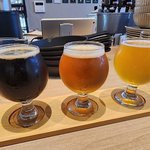 京都駅近でクラフトビール＆日本酒を気軽に飲み比べ！朝から通し営業で便利