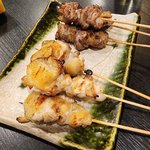 京都市内では抜きんでてハイコスパな焼鳥店！ 日本酒マニアにも人気「串焼き いの田」