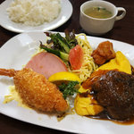 【京都洋食】国道の地元御用達の老舗☆クリームコロッケ付定食激推し「レストランやましろ」