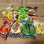 ファンの多い揚げ菓子【横綱あられ】を買いに工場直売所へ「天狗製菓」