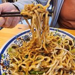 魅惑のメニューが並ぶ北京料理店　現地系中国激戦区の伏見エリア「北京食堂」