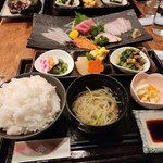 宇治 小倉駅前　創業50年の魚屋でちょっと贅沢海鮮ランチ「鮮魚 まつした食堂」