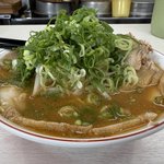 【京都】ラーメン激戦区・伏見で愛され続ける名店！王道の一杯を「萬福」 