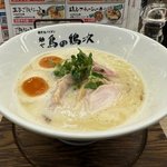 【京都新店】大阪発の行列店、泡系鶏白湯ラーメン店が四条河原町に登場！「鳥の鶏次」