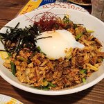木屋町四条にたたずむ、キッチリ美味しいお手軽台湾料理店「台湾混飯 酒芬」