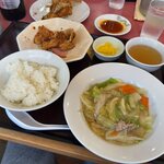 【京都町中華】破格すぎるランチはどれも1000円以下！京都競馬場前の名店「呑龍」