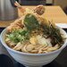 【京都グルメ】麺2玉まで増量無料！豪快な天ぷらともちもち自家製讃岐うどんが人気「楽洛」