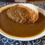【京都ランチ】チェーン店が並ぶ国道沿いの実力派カレー店！地元で人気「朱（レッド）」