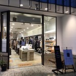 三条　「URBAN RESEARCH DOORS（アーバン リサーチ ドアーズ）」が提案する心地よいライフスタイル。