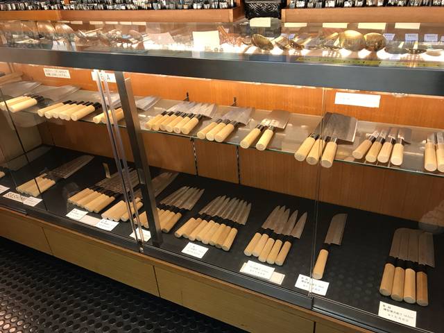 道具にこだわる！京の台所・錦市場の創業450年老舗の鰹節削り器「有次
