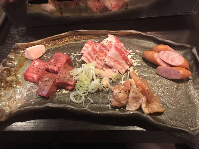 お肉4種盛り