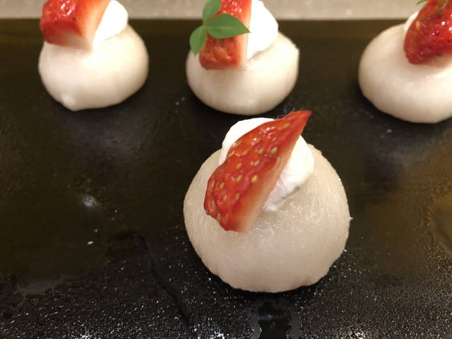 みたらし苺だいふく