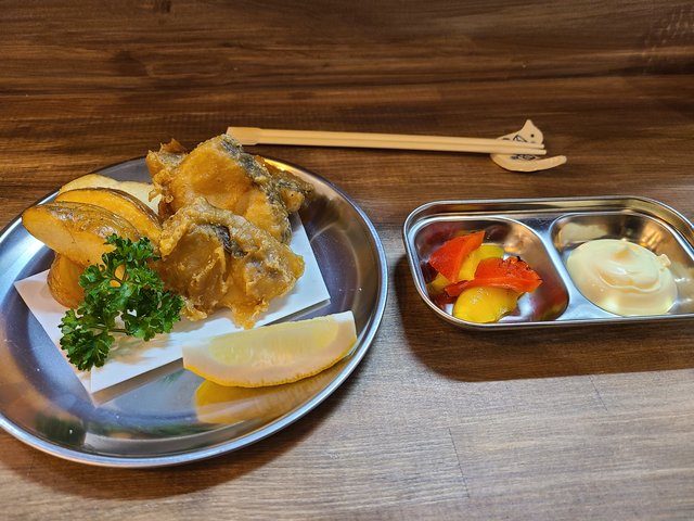 タラのフライとチップス