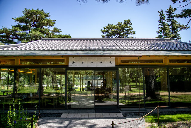 (224751)