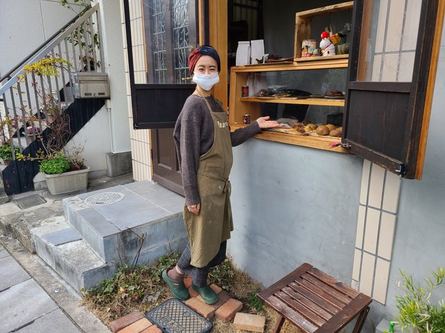 ハード系パンが人気の「パン+焼き菓子のお店harru」
