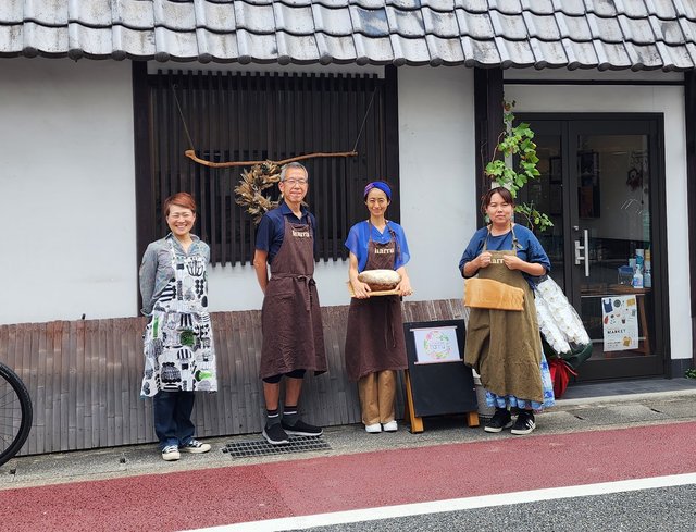 春山美穂さんとスタッフの皆さん