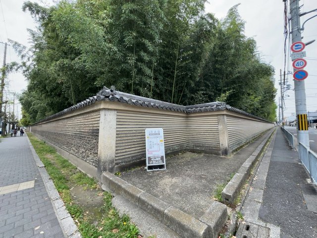(284661)