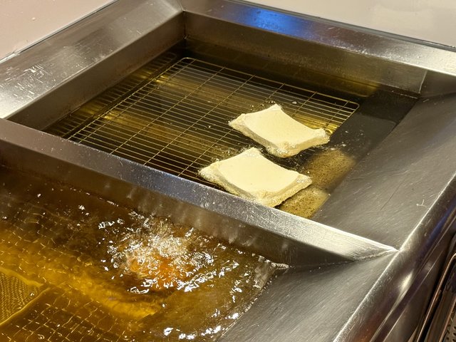 (303713)