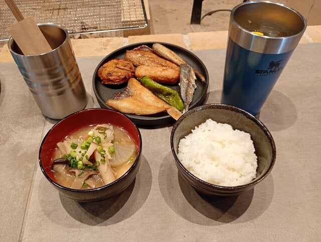 「囲炉裏和食ランチ」(2200円〜2500円、税込)