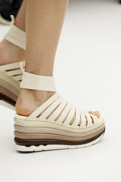 17年のサンダルトレンド チェックしておきたいデザイン3選 Voyage