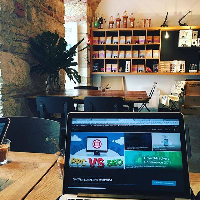 女性に 童貞 はバレている 非童貞のフリした 童貞男 の見分け方5選 Voyage