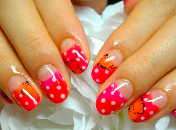 セルフで思い切り可愛く 100均ドットペンやお家にあるもので簡単にできるドットネイル ふぉーちゅん Fortune