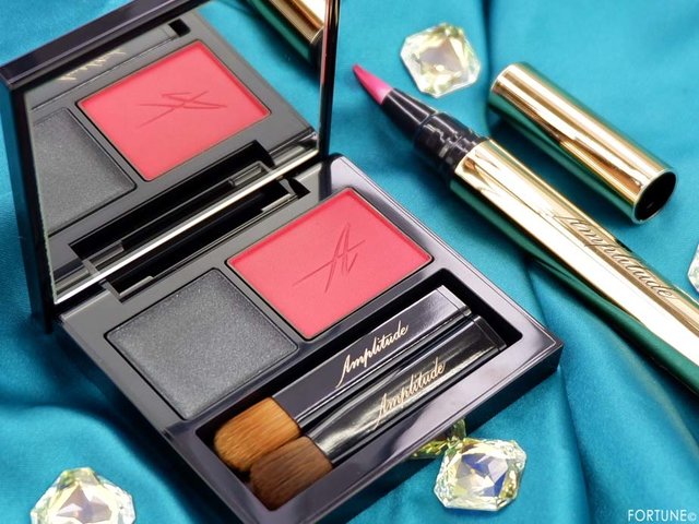 2019秋冬新作《アンプリチュード》“黒”の新たな魅力を発見できる『A