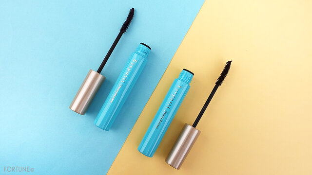 Eyeputti(アイプチ®)《ひとえ・奥ぶたえ用マスカラ》限定色のプラムブラウンをレビュー!