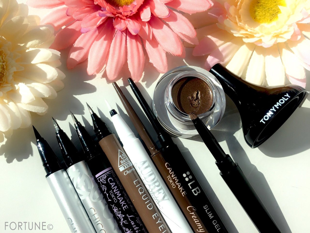 デパコスからプチプラまで あなたはどのアイライナーが好み 一番落ちないのは 徹底比較 ふぉーちゅん Fortune